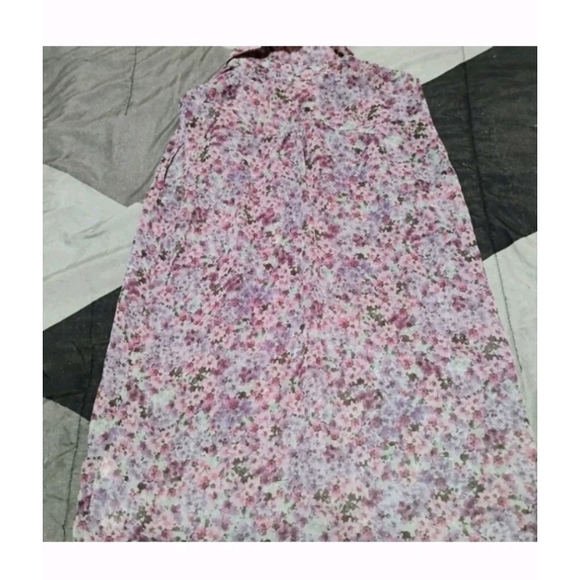 Sheer Floral Button Down Sleeveless Shirt - Pink and Purple - Picture 6 of 8